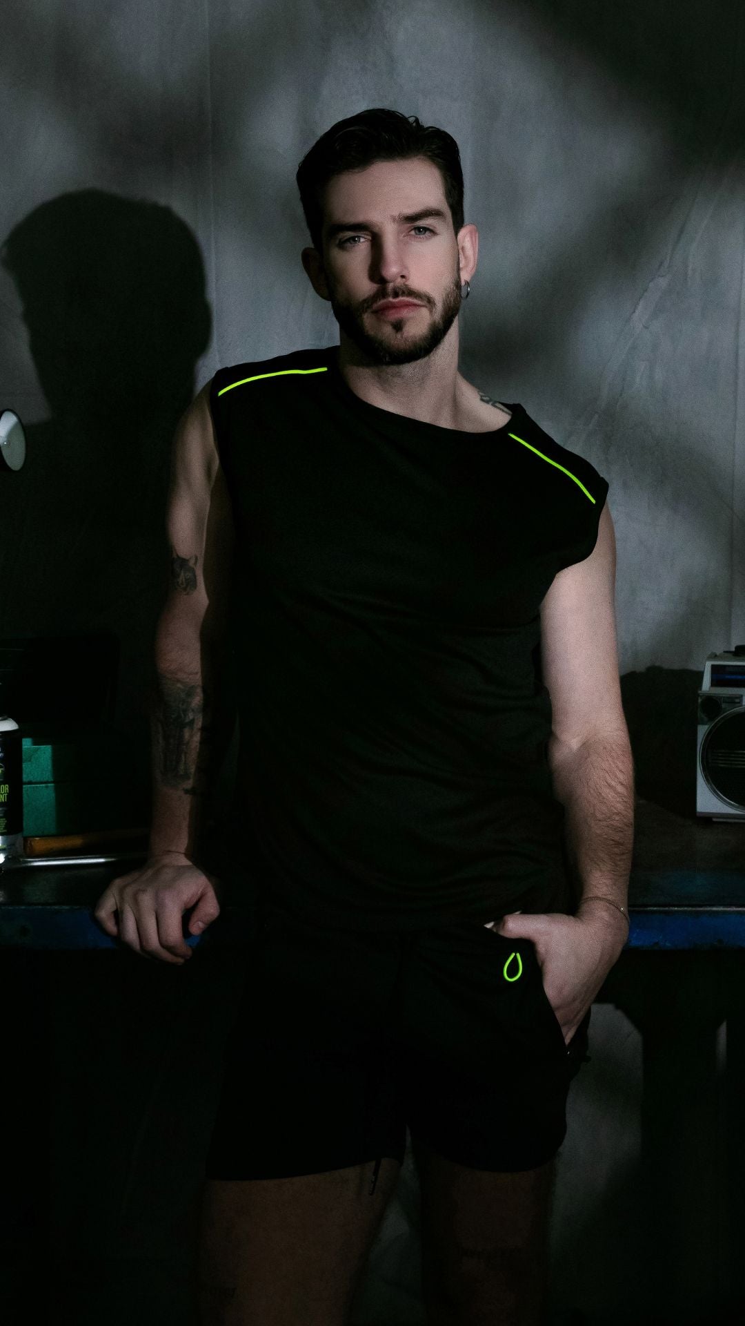 SPORTSWEAR