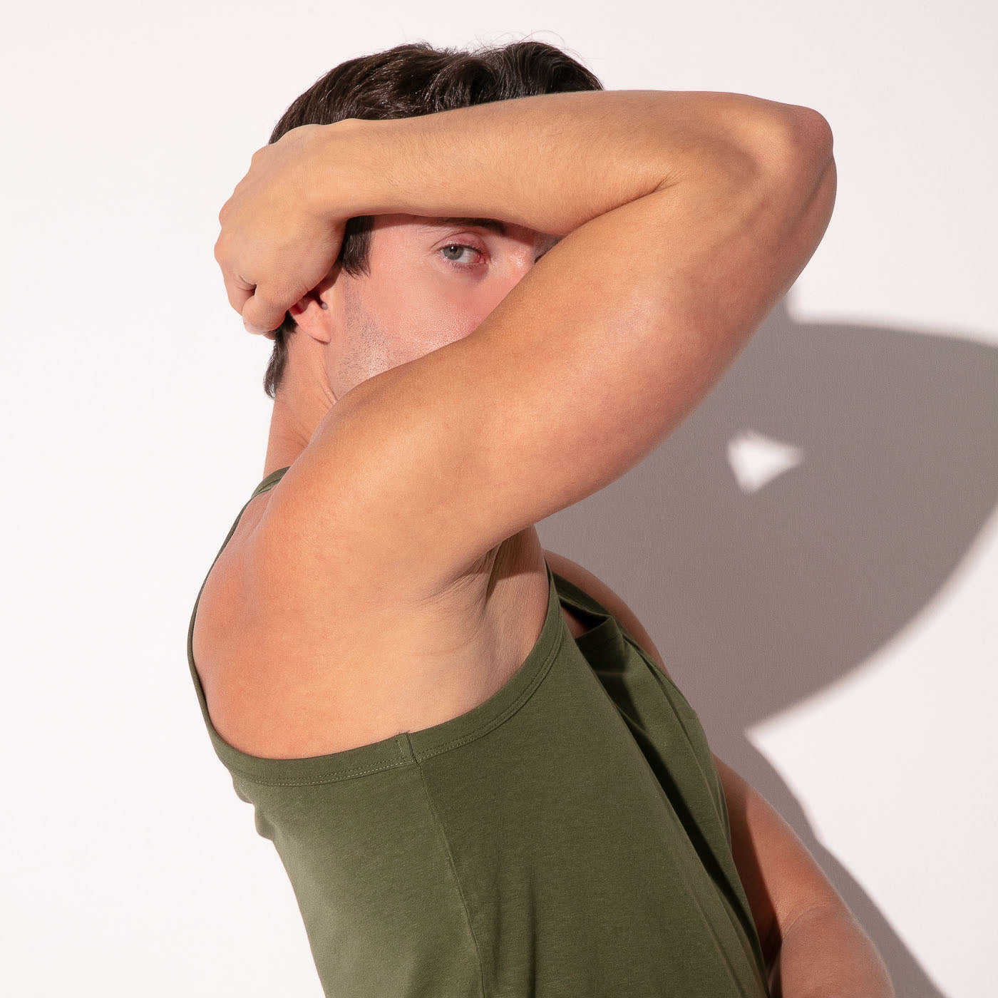 ESSENTIAL TANK TOP KHAKI