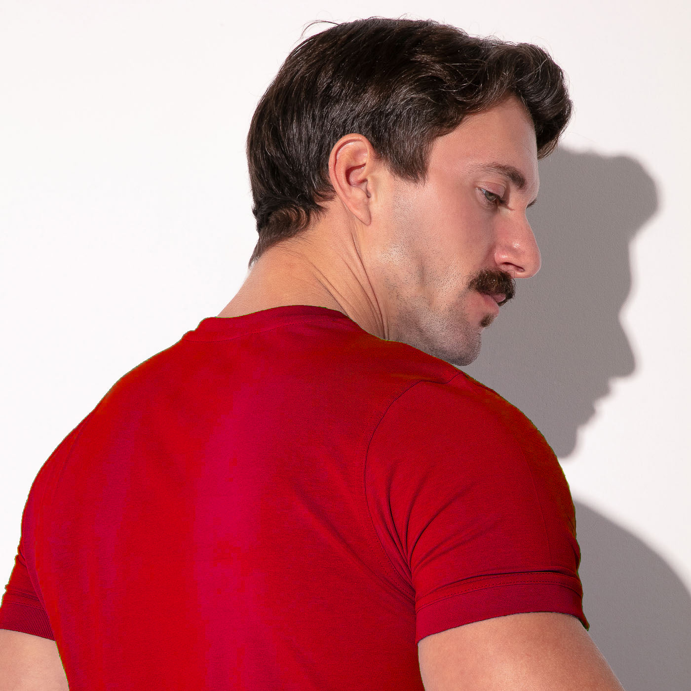 essential t-shirt red
