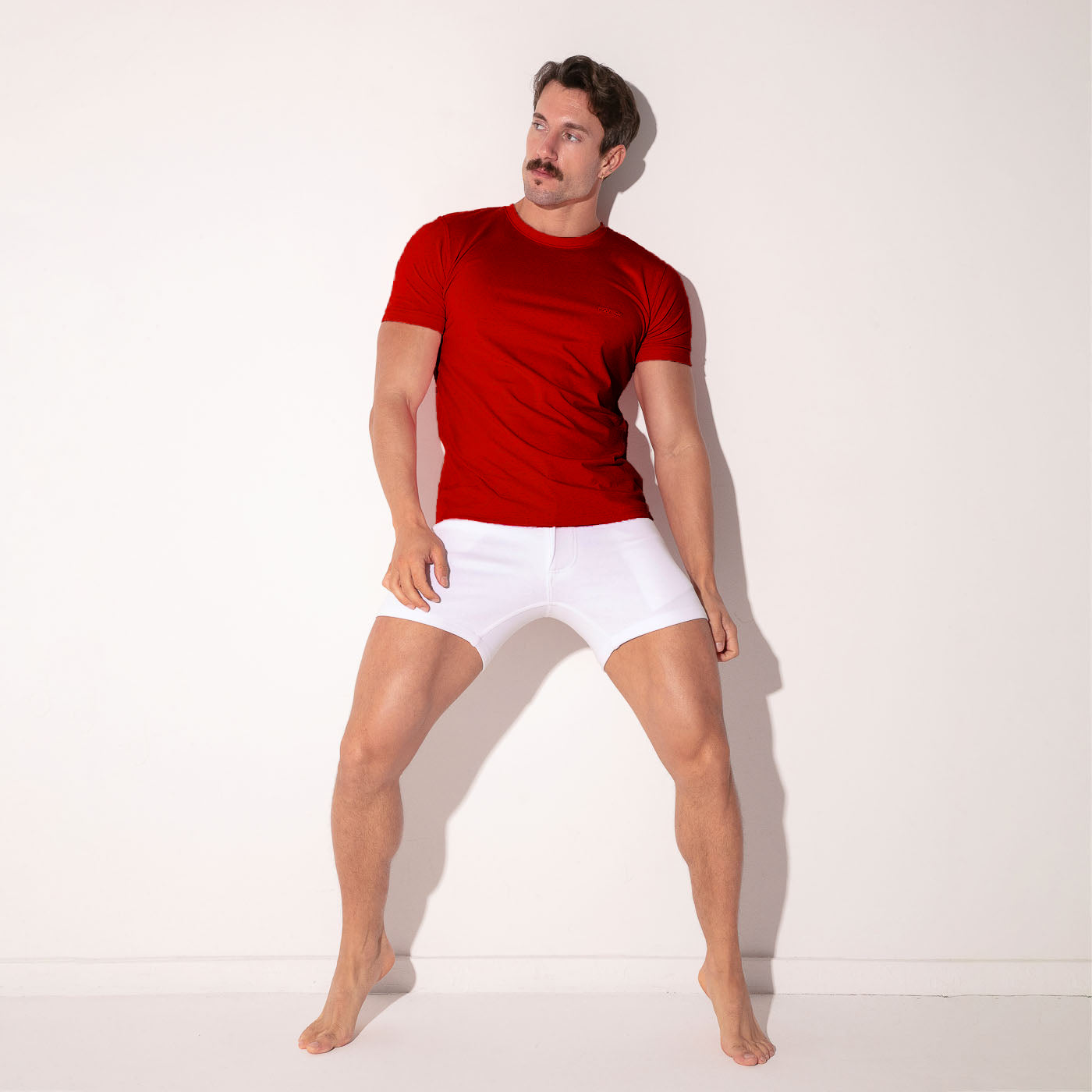 essential t-shirt red