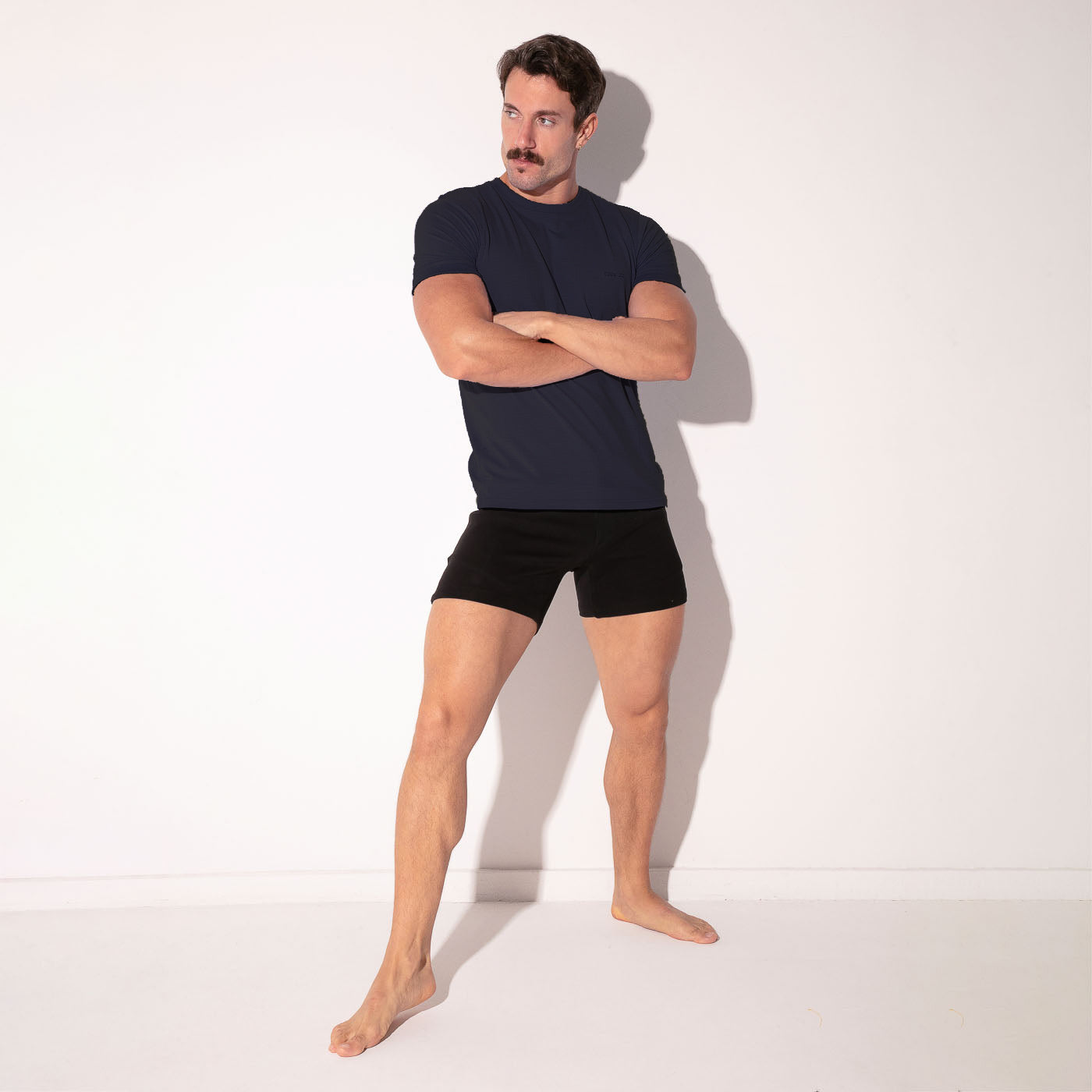 essential t-shirt navy