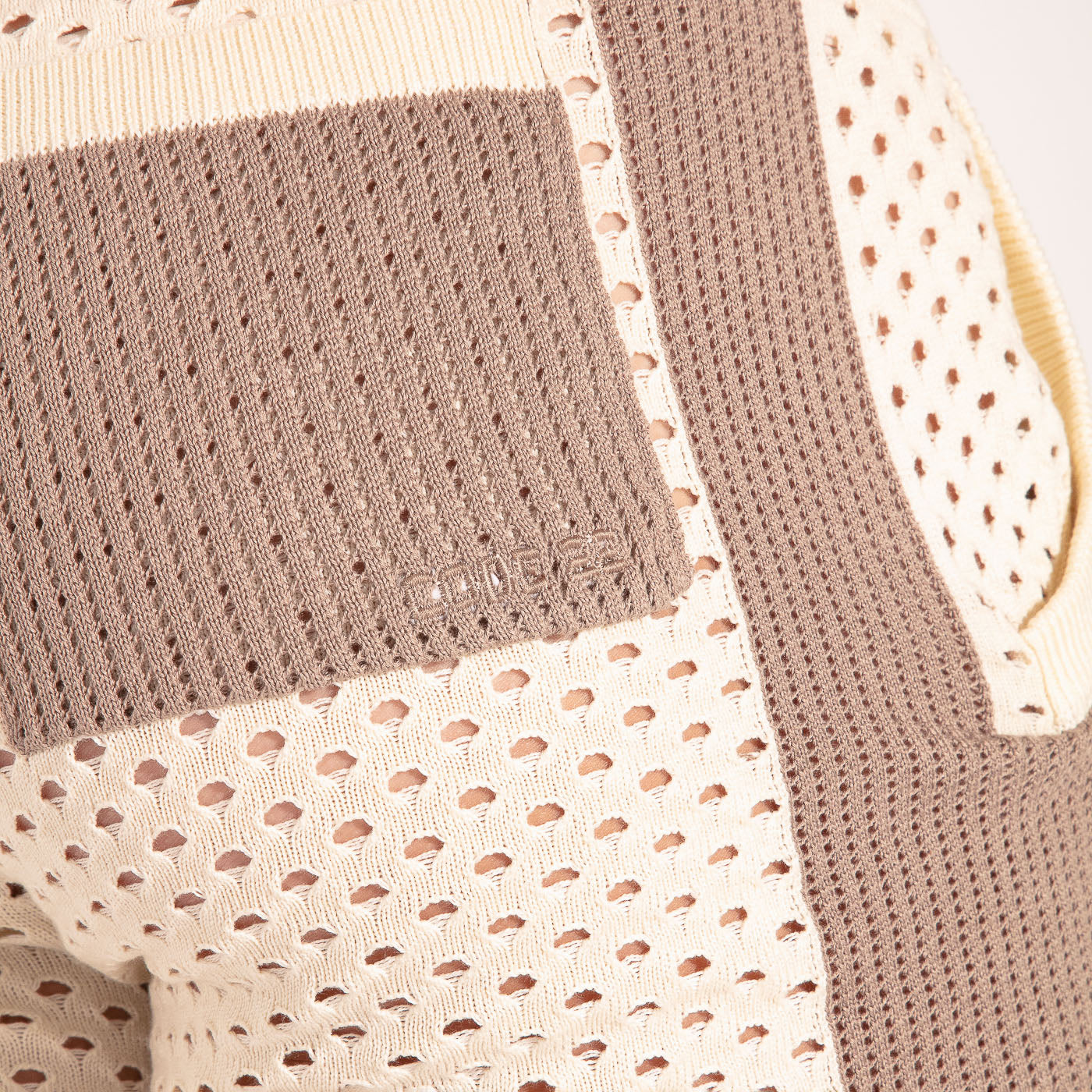 Short bermuda de punto Mosaic topo