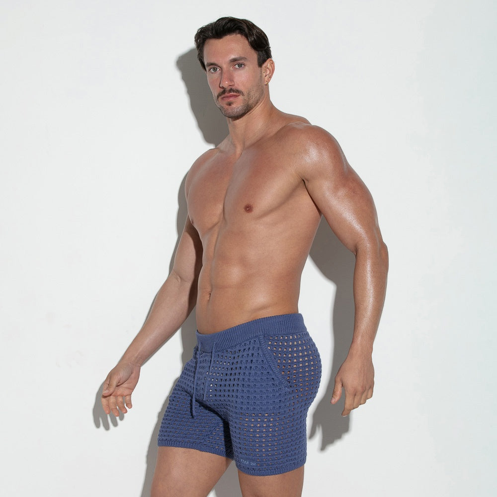 Pantalón corto bermuda de punto croché azul