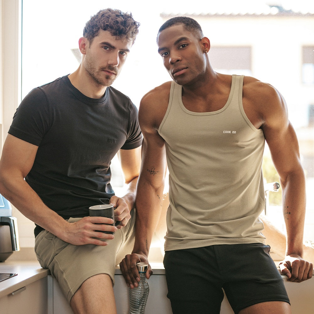 Essential short sleeve t-shirt black