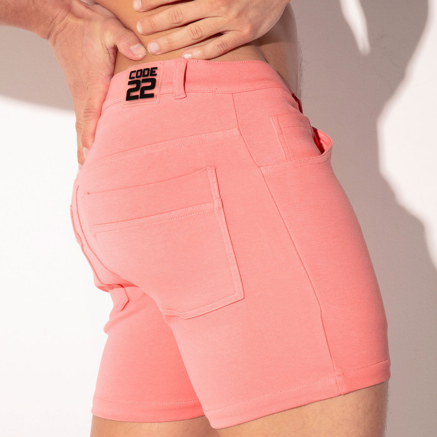 ICONIC 5 POCKET SHORT PINK
