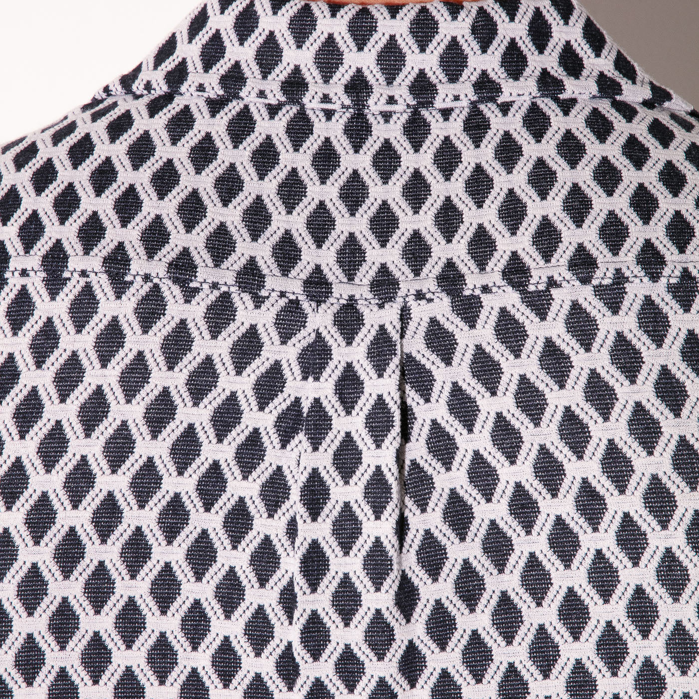 RAZOR SLEEVELESS SHIRT NAVY